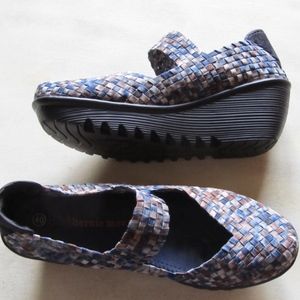 Bernie Mev WOVEN Wedge Platform MARY JANES Size 10